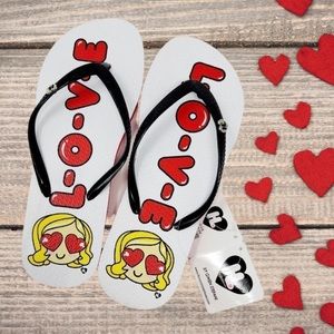 Harajuku Lovers by Gwen Stefani LOVE Flip Flops Size 5/6 - NWT